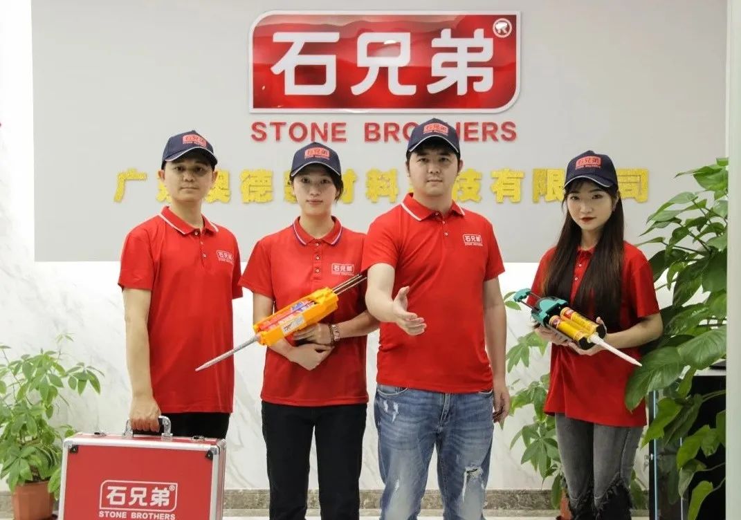 你會選美縫劑，會配色，但你不知道怎么選專業(yè)的美縫師...